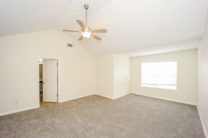 2,325/Mo, 182 Seabreeze Ct Newnan, GA 30265 Main Bedroom View