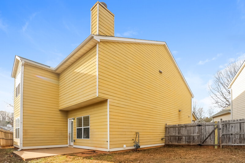 2,325/Mo, 182 Seabreeze Ct Newnan, GA 30265 Rear View