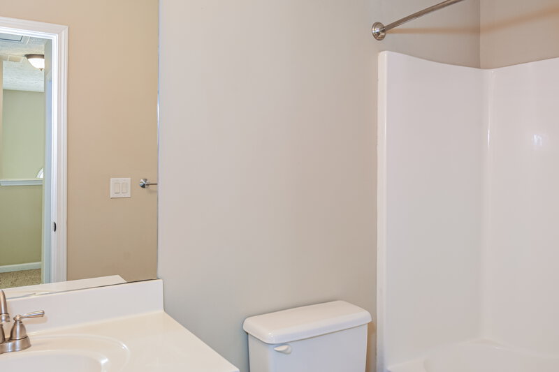 2,080/Mo, 2628 English Oaks Ln NW Kennesaw, GA 30144 Bathroom View