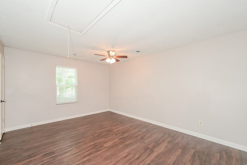 2,190/Mo, 405 Rill Crest Ct Alpharetta, GA 30022 Main Bedroom View