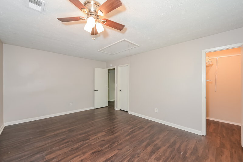2,190/Mo, 405 Rill Crest Ct Alpharetta, GA 30022 Main Bedroom View 2