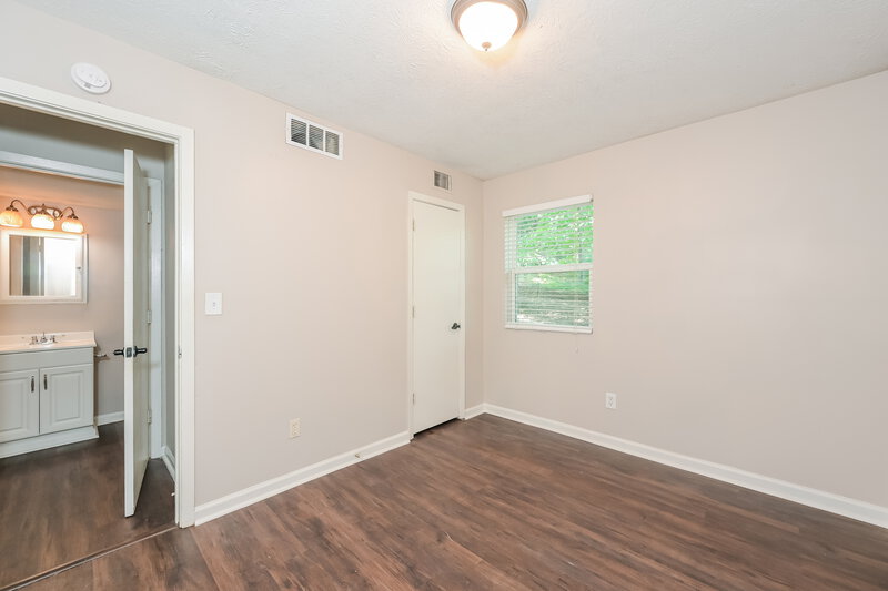 2,190/Mo, 405 Rill Crest Ct Alpharetta, GA 30022 Bedroom View