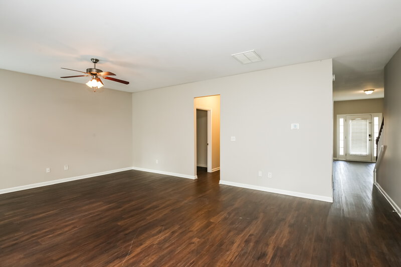 2,395/Mo, 4235 Fourth Rail Ln Cumming, GA 30040 Living Room View