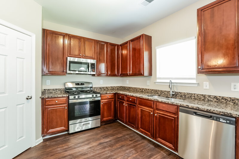2,370/Mo, 4235 Fourth Rail Ln Cumming, GA 30040 Kitchen View