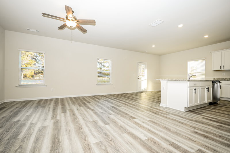 2,870/Mo, 295 Limestone Cir Conyers, GA 30013 Living Room View 2