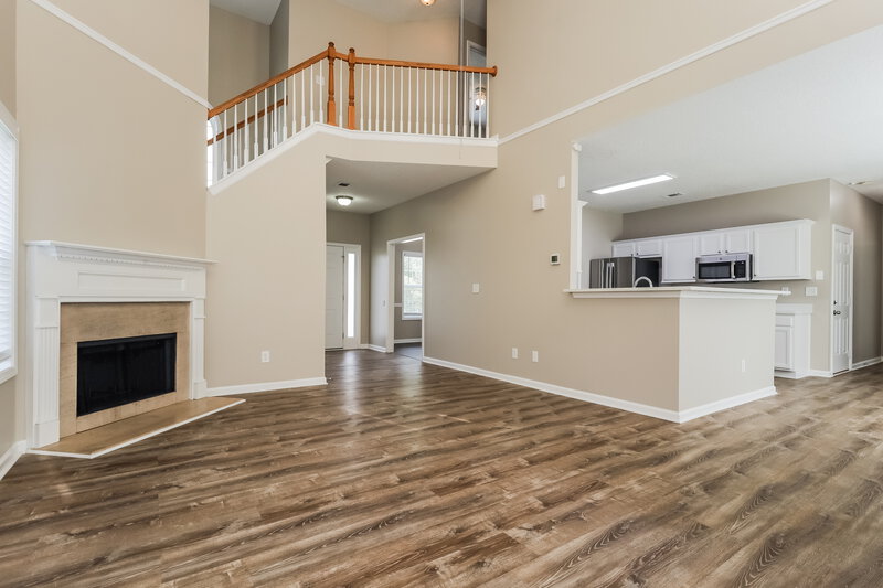 2,350/Mo, 131 Autumn Ridge Dr Griffin, GA 30224 Living Room View 2