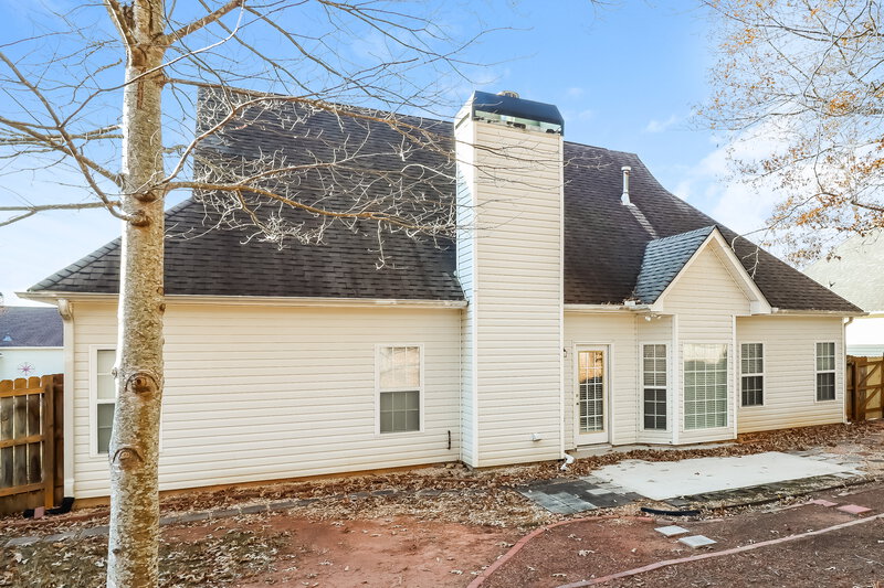 2,020/Mo, 212 Freeman Forest Dr Newnan, GA 30265 Rear View