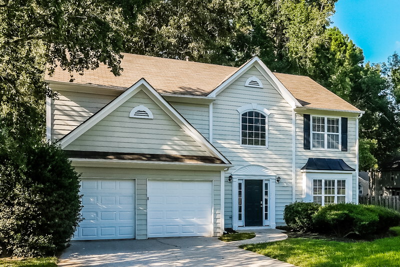 2,370/Mo, 3410 Sandlake Dr SW Marietta, GA 30008 Front View