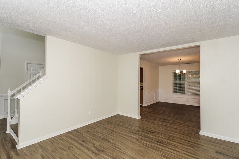 3,390/Mo, 3410 Sandlake Dr SW Marietta, GA 30008 Family Room View 2