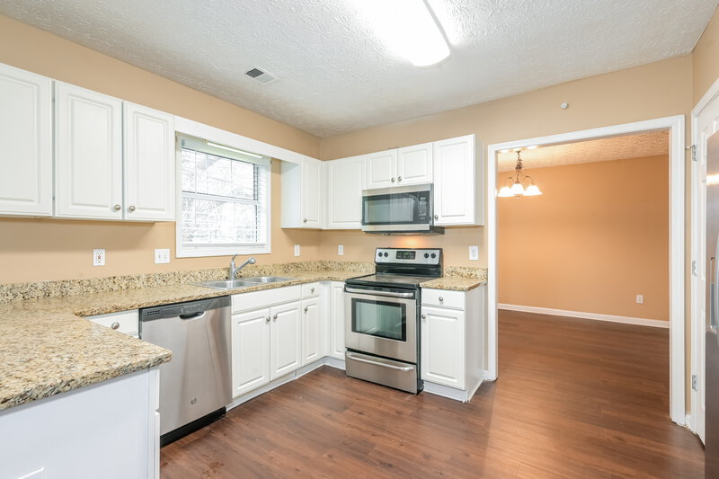 2,105/Mo, 2835 Evergreen Eve Crossing Dacula, GA 30019 Kitchen View 2