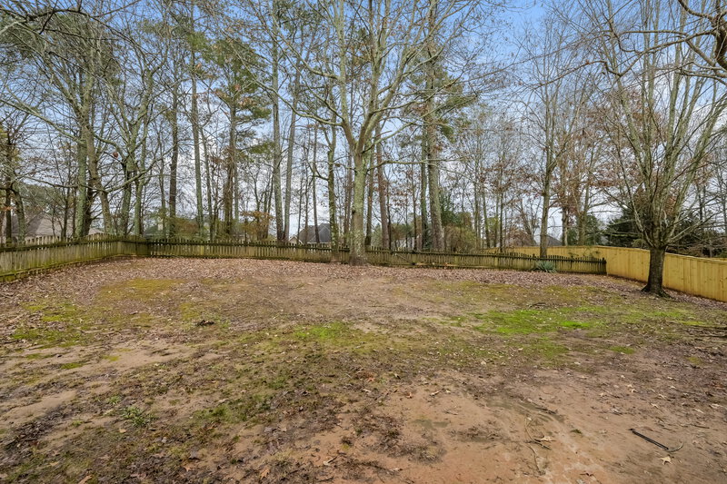 2,105/Mo, 2835 Evergreen Eve Crossing Dacula, GA 30019 Backyard View