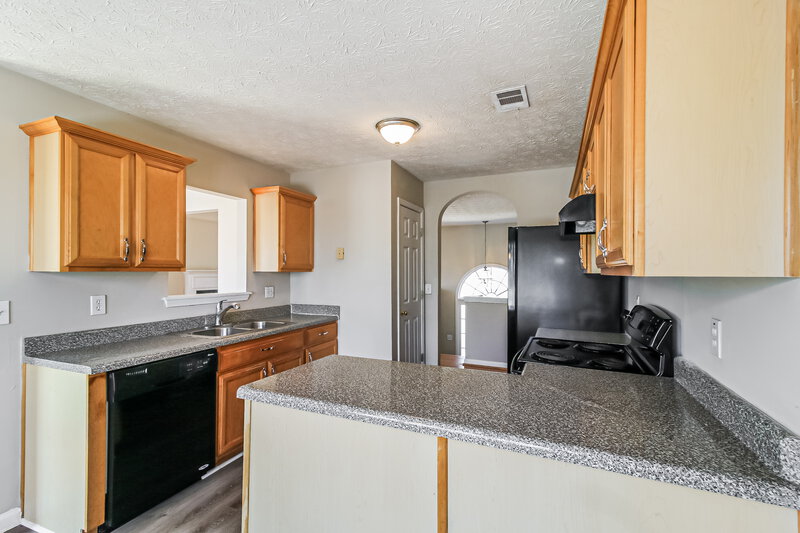 2,430/Mo, 1309 Kent Mnr Stockbridge, GA 30281 Kitchen View