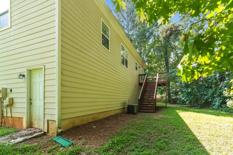 1,710/Mo, 19 Eagle Point Ct Dallas, GA 30132 Rear View