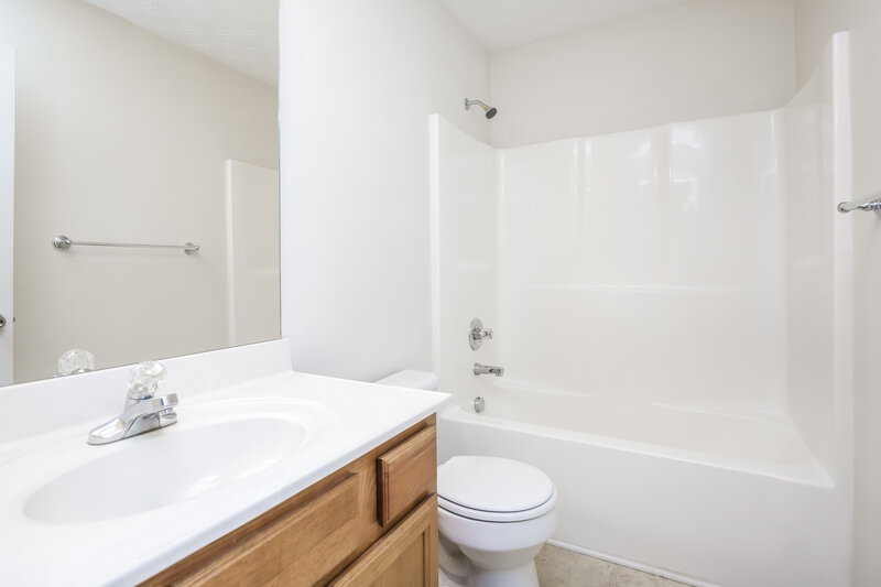 2,880/Mo, 1462 Alcovy Falls Dr Lawrenceville, GA 30045 Bathroom View