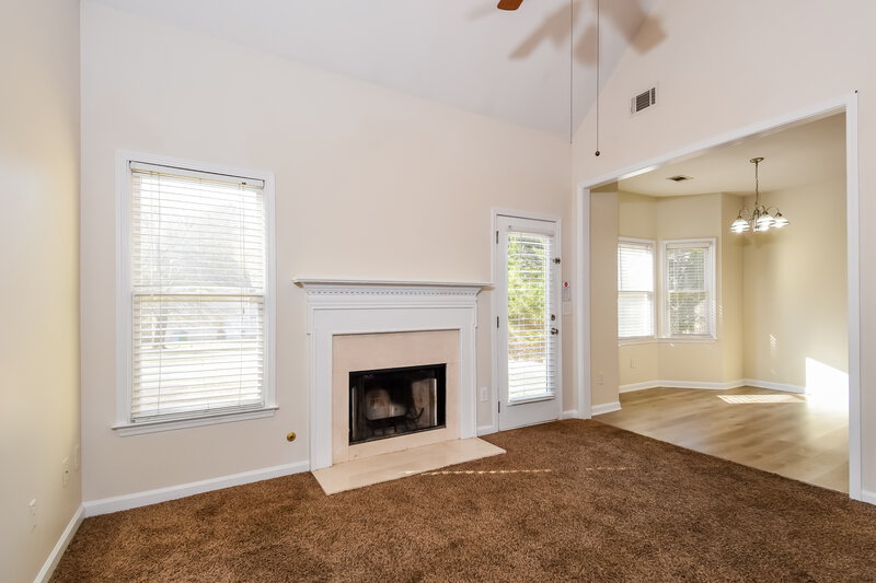 2,155/Mo, 5545 Wheatfield Ln Powder Springs, GA 30127 Living Room View 2