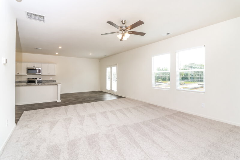 3,160/Mo, 7738 Sudbury Cir Covington, GA 30014 Living Room View