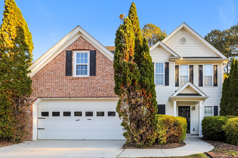 0/Mo, 145 Alessie Dr Newnan, GA 30263 External View