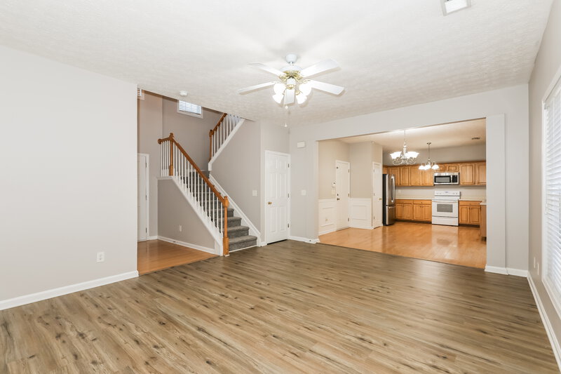 0/Mo, 145 Alessie Dr Newnan, GA 30263 Living Room View 2