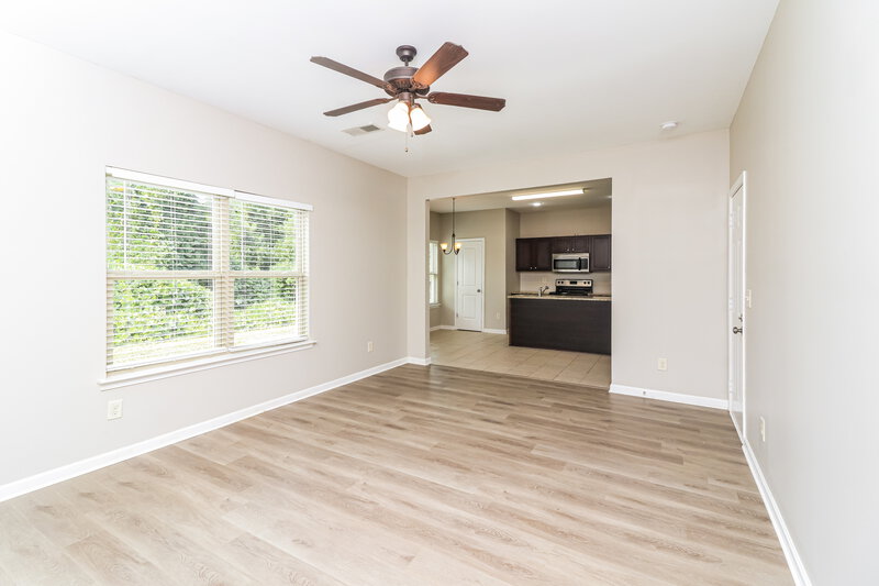 2,035/Mo, 61 Hamilton Blvd NW Cartersville, GA 30120 Living Room View 3