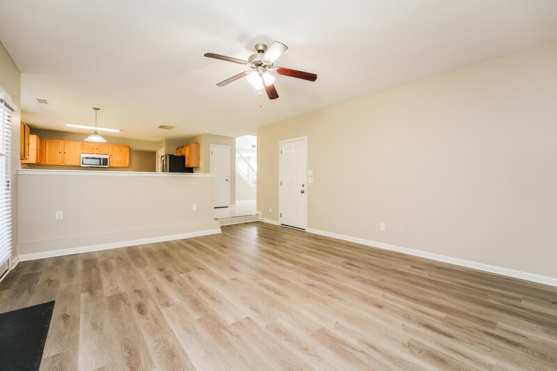 2,080/Mo, 4097 Rosebud Park Dr Snellville, GA 30039 Living Room View 2