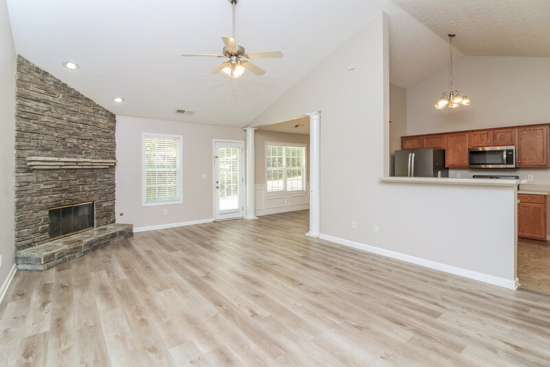 1,840/Mo, 216 Overlook Dr Dallas, GA 30157 Living Room View