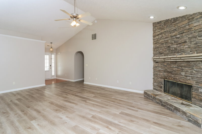 1,840/Mo, 216 Overlook Dr Dallas, GA 30157 Living Room View 3