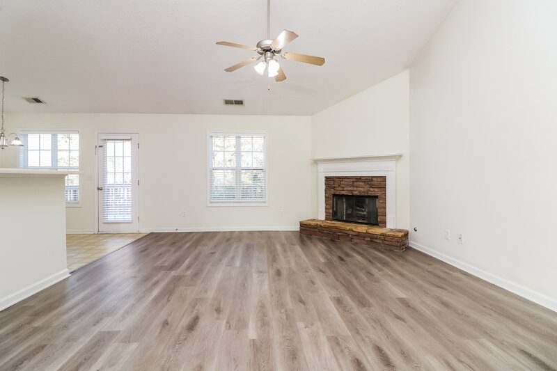 1,800/Mo, 215 Overlook Dr Dallas, GA 30157 Misc View 2