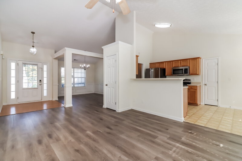1,855/Mo, 215 Overlook Dr Dallas, GA 30157 Living Room View 3