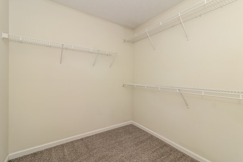 1,855/Mo, 215 Overlook Dr Dallas, GA 30157 Walk In Closet View