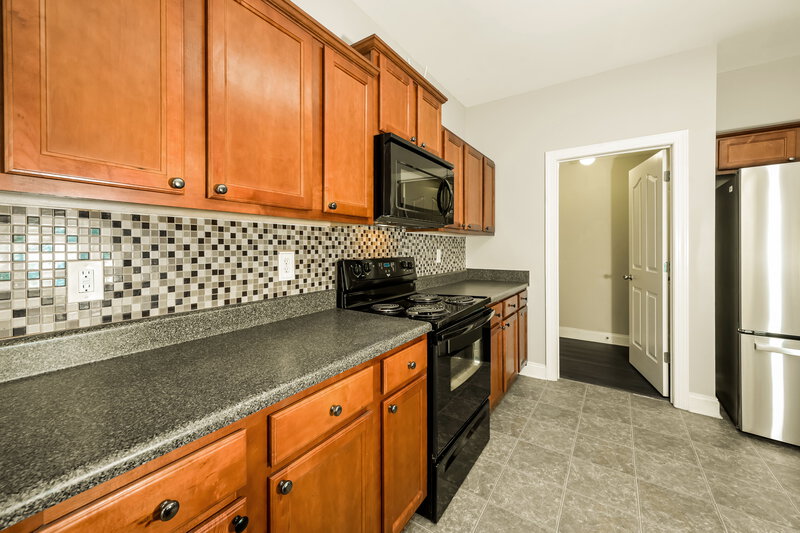 1,925/Mo, 5331 Apple Grove Rd Buford, GA 30519 Kitchen View