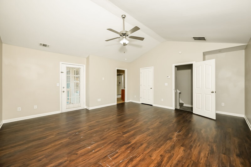 1,925/Mo, 5331 Apple Grove Rd Buford, GA 30519 Main Bedroom View