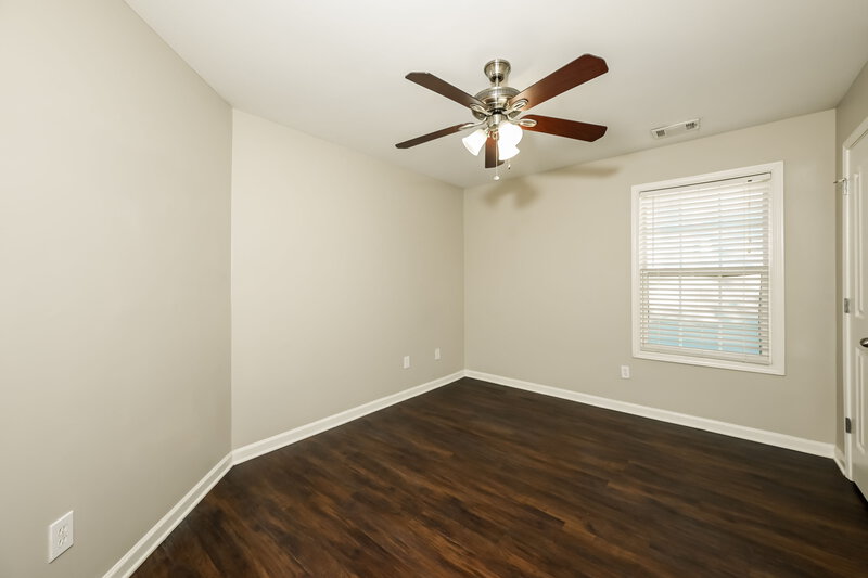 1,925/Mo, 5331 Apple Grove Rd Buford, GA 30519 Bedroom View