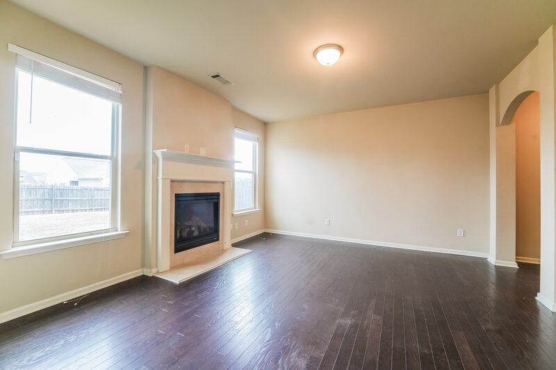 2,055/Mo, 2974 E Captiva Dr Douglasville, GA 30135 Living Room View 2