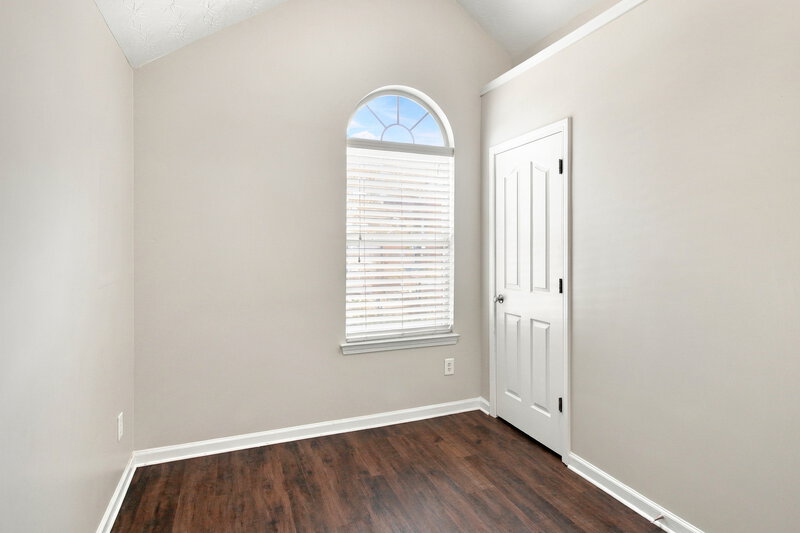 2,130/Mo, 70 Stony Oak Dr Newnan, GA 30263 Primary Bedroom View 2