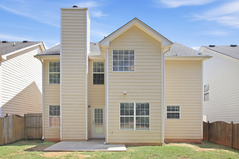 2,130/Mo, 70 Stony Oak Dr Newnan, GA 30263 Rear View