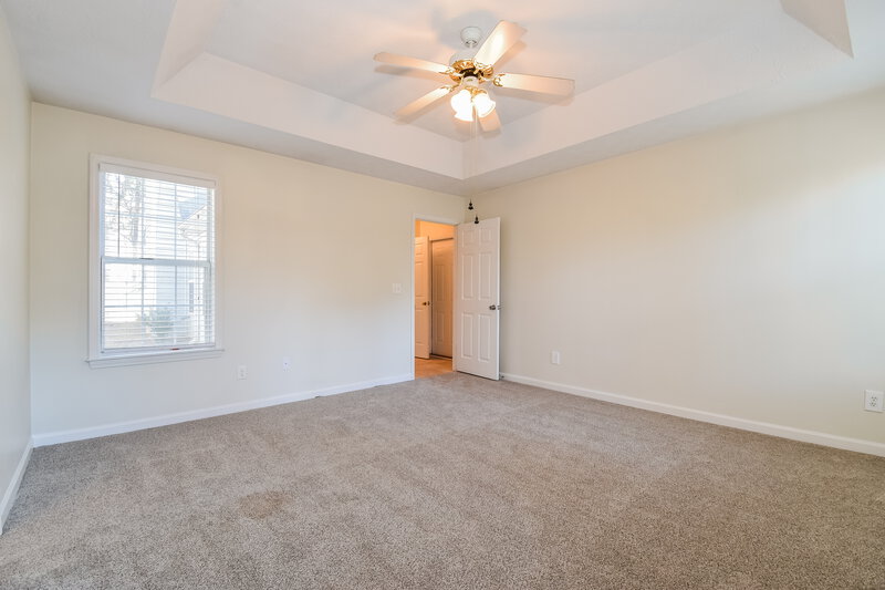 2,205/Mo, 10 Elmwood Dr Sharpsburg, GA 30277 Main Bedroom View