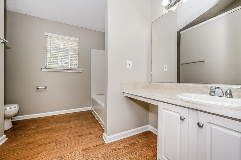 2,670/Mo, 215 Carlin Ct McDonough, GA 30252 Bathroom View