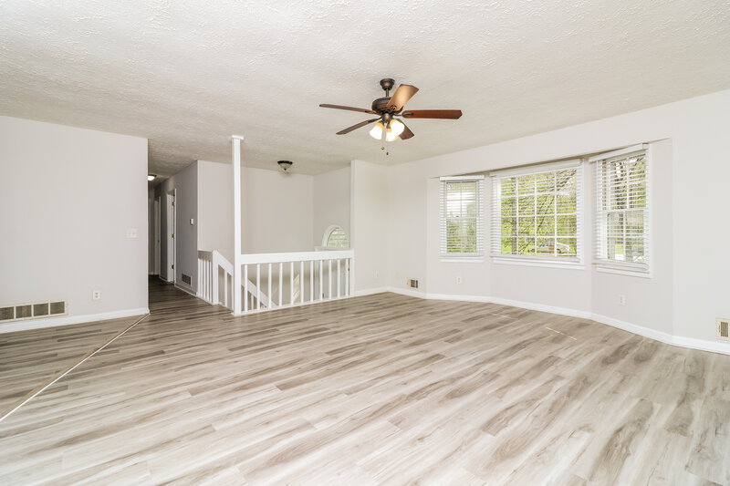 2,255/Mo, 2739 Old Mill Pl Acworth, GA 30102 Living Room View 2