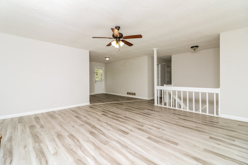 2,255/Mo, 2739 Old Mill Pl Acworth, GA 30102 Living Room View 3