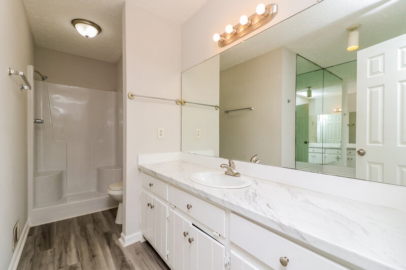 2,255/Mo, 2739 Old Mill Pl Acworth, GA 30102 Main Bathroom View