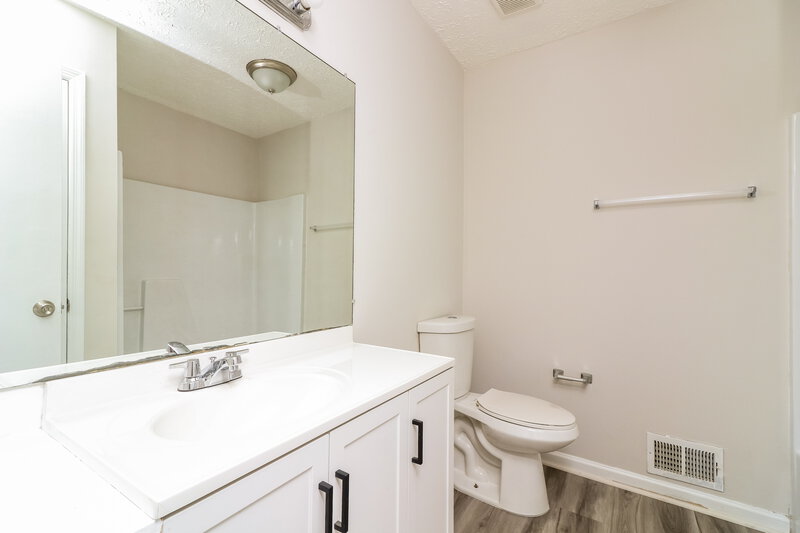 2,255/Mo, 2739 Old Mill Pl Acworth, GA 30102 Bathroom View