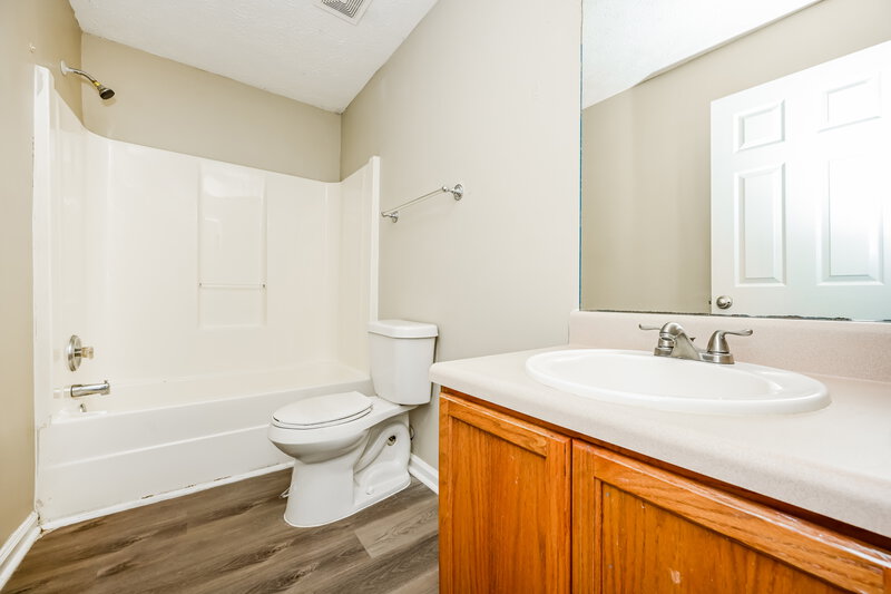 1,830/Mo, 745 Keys Ferry Rd McDonough, GA 30252 Bathroom View