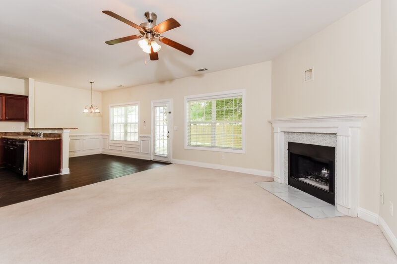 2,545/Mo, 5345 Cactus Cove Ln Buford, GA 30519 Living Room View