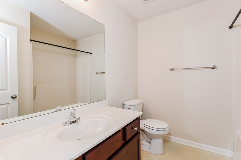 2,545/Mo, 5345 Cactus Cove Ln Buford, GA 30519 Bathroom View