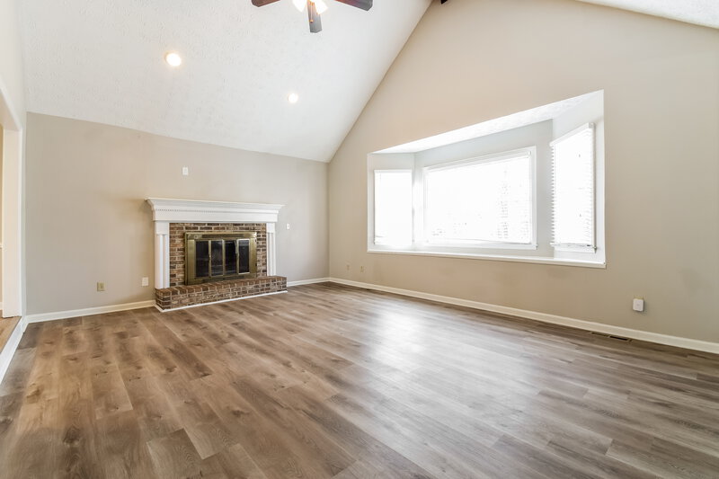 2,560/Mo, 3544 Winston Ct Marietta, GA 30066 Living Room View 2