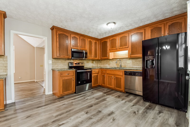 2,560/Mo, 3544 Winston Ct Marietta, GA 30066 Kitchen View 2