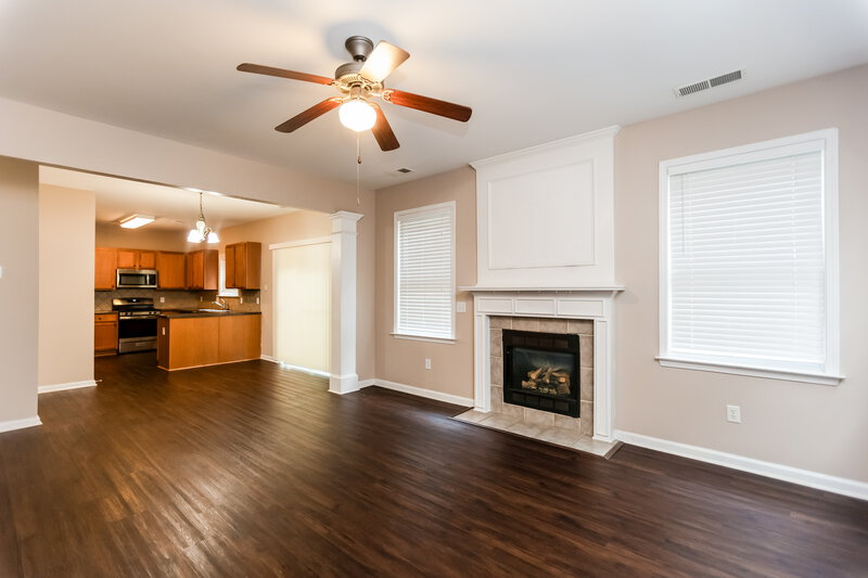 2,235/Mo, 417 Little River Rd Canton, GA 30114 Living Room View 2