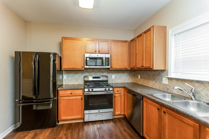 2,235/Mo, 417 Little River Rd Canton, GA 30114 Kitchen View