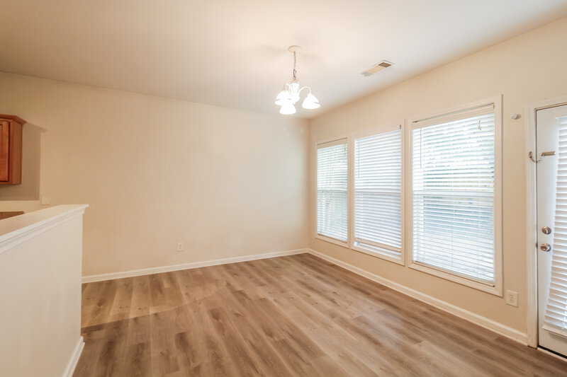 2,150/Mo, 2363 Walnut Tree Ln Buford, GA 30519 Dining Room View