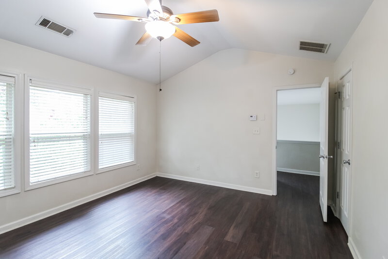 2,150/Mo, 2363 Walnut Tree Ln Buford, GA 30519 Main Bedroom View 2